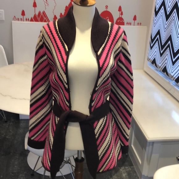 SOLD! Alice+ Olivia shawlcollar belted cardigan. L - Picture 2 of 8